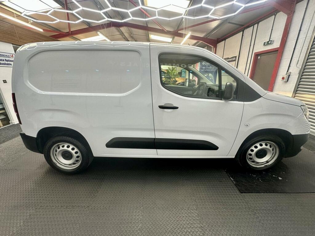 Vauxhall Combo Prime White #5