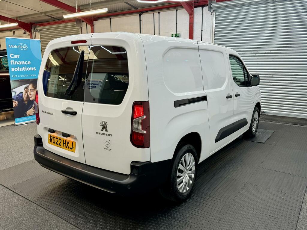 Peugeot Partner 1.5 R022HXJ White #3