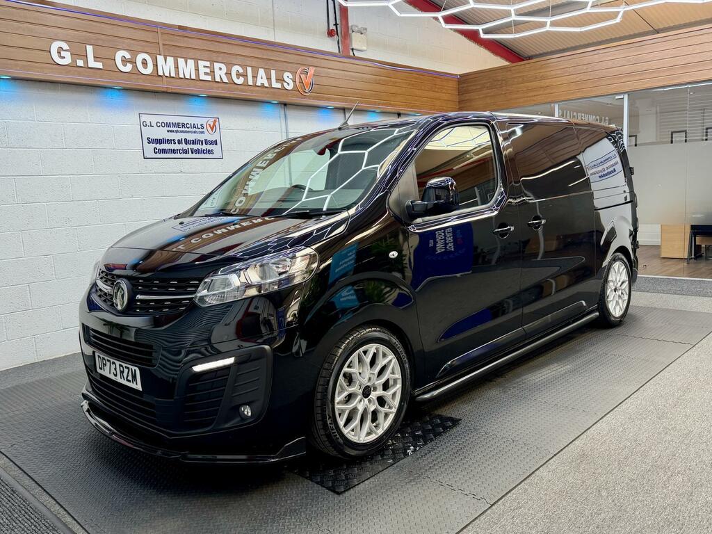 Vauxhall Vivaro 1.5 Turbo D 2900 Pro Panel Van 6Dr L Black