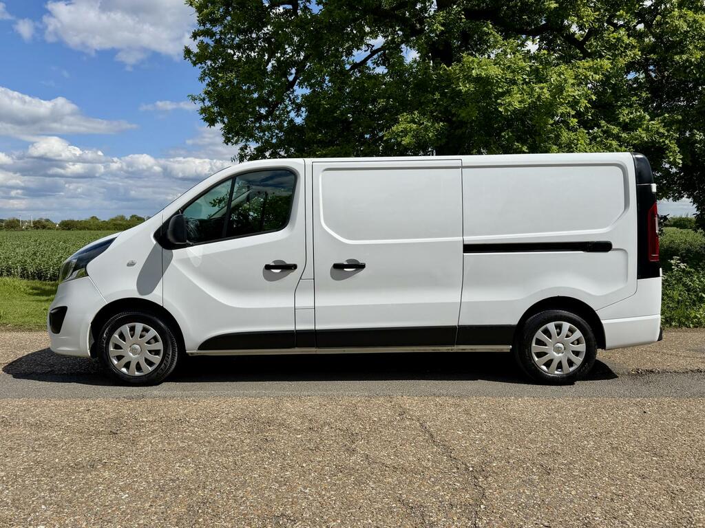 Vauxhall Vivaro 1.6 Cdti 2900 Sportive Panel Van DY68XYT White #6