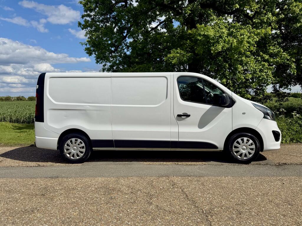 Vauxhall Vivaro 1.6 Cdti 2900 Sportive Panel Van DY68XYT White #5