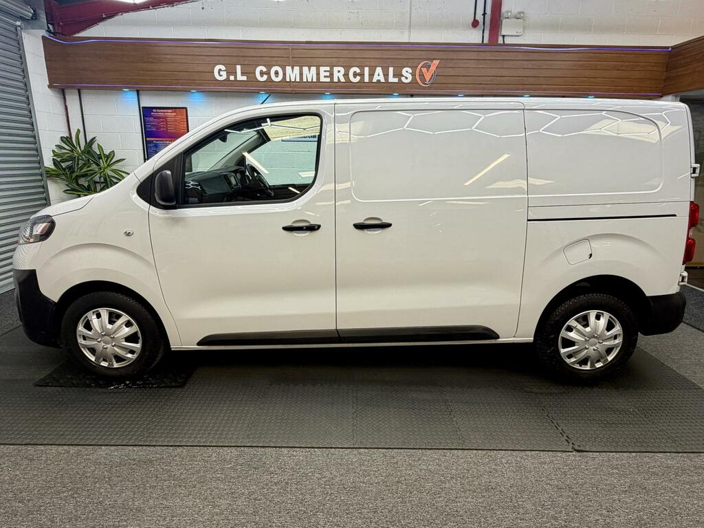 Vauxhall Vivaro 1.5 Turbo D 2900 Prime Panel Van 6Dr DT23HVK White #6