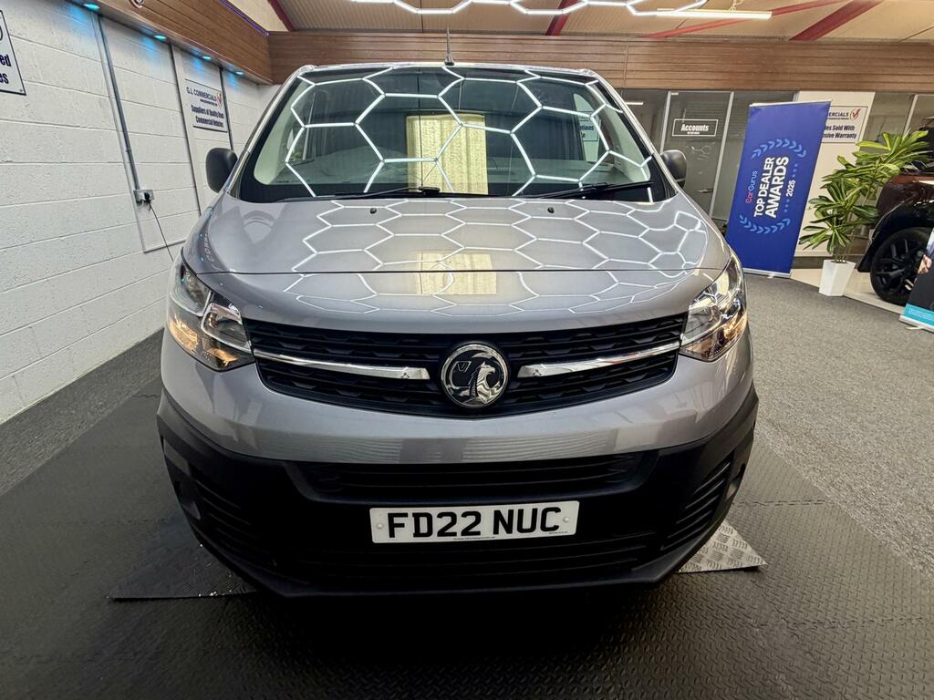 Vauxhall Vivaro 1.5 Turbo D 2900 Dynamic Panel Van 6Dr Manu FD22NUC Grey #4