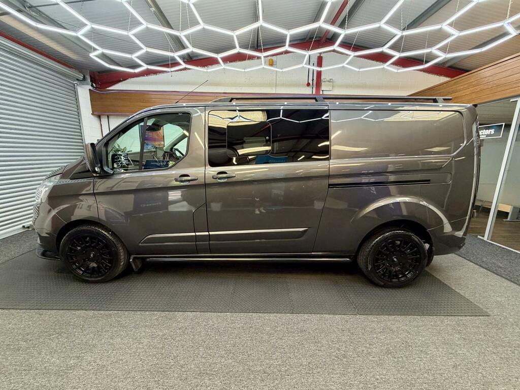 Ford Transit Custom 2.0 300 Ecoblue Limited Crew Van Double Cab Di Grey