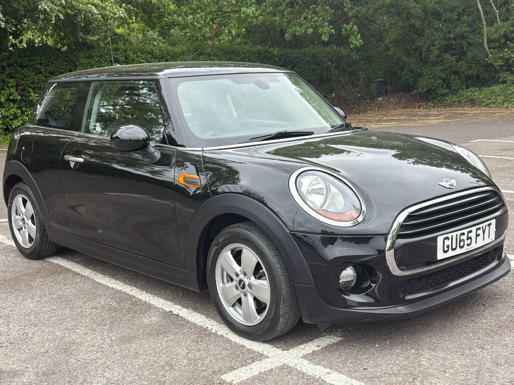Mini Hatch 1.5 Cooper Euro 6 Ss GU65FYT Black #3
