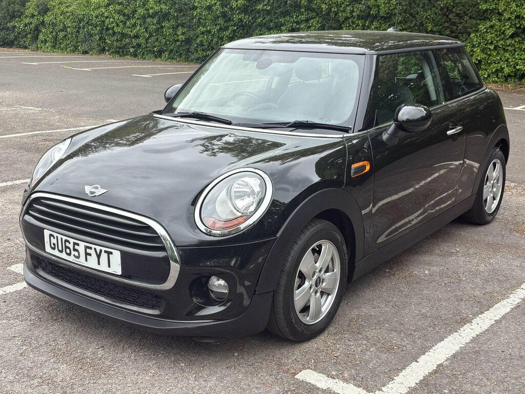 Mini Hatch 1.5 Cooper Euro 6 Ss Black