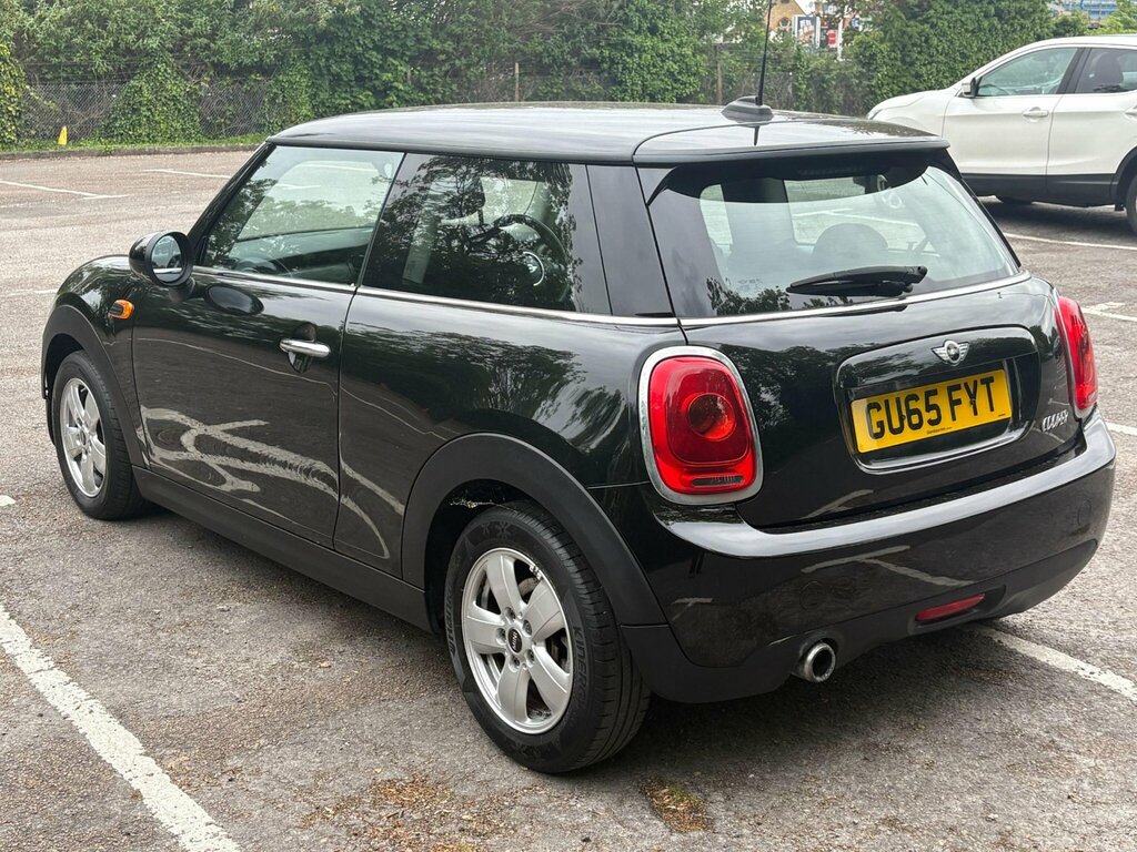 Mini Hatch 1.5 Cooper Euro 6 Ss GU65FYT Black #4
