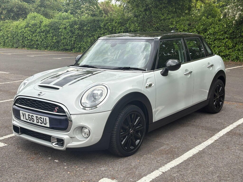 Mini Hatch 2.0 Cooper S Euro 6 Ss YL66BSU Silver #3