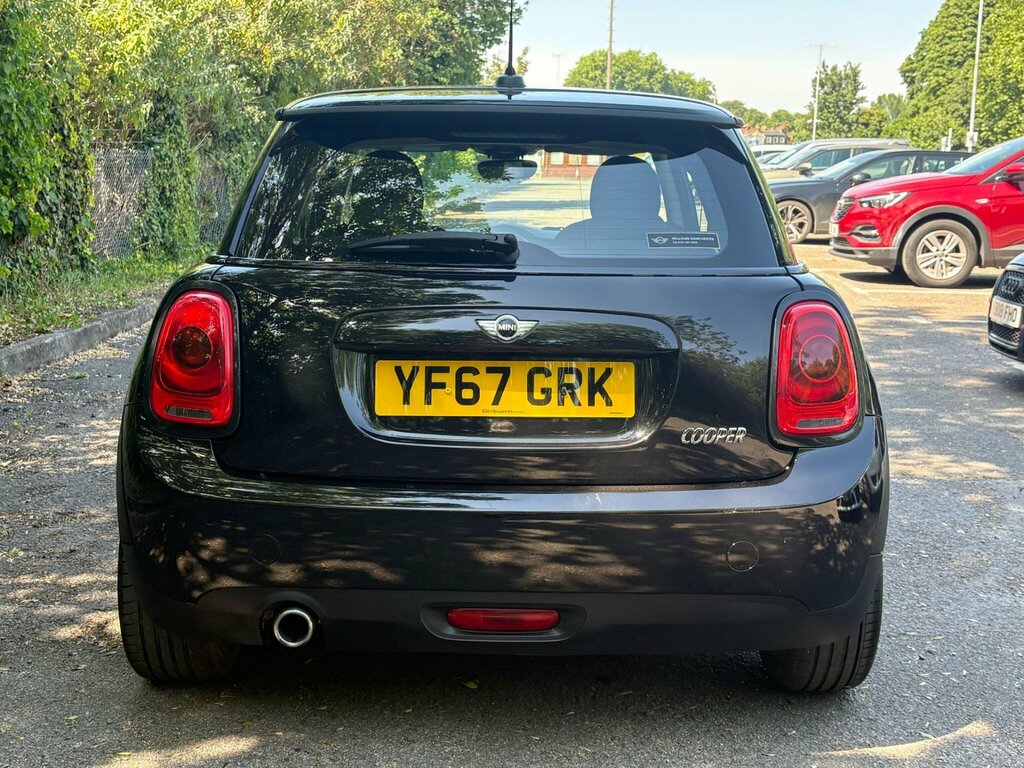 Mini Hatch 1.5 Cooper Euro 6 Ss YF67GRK Black #6