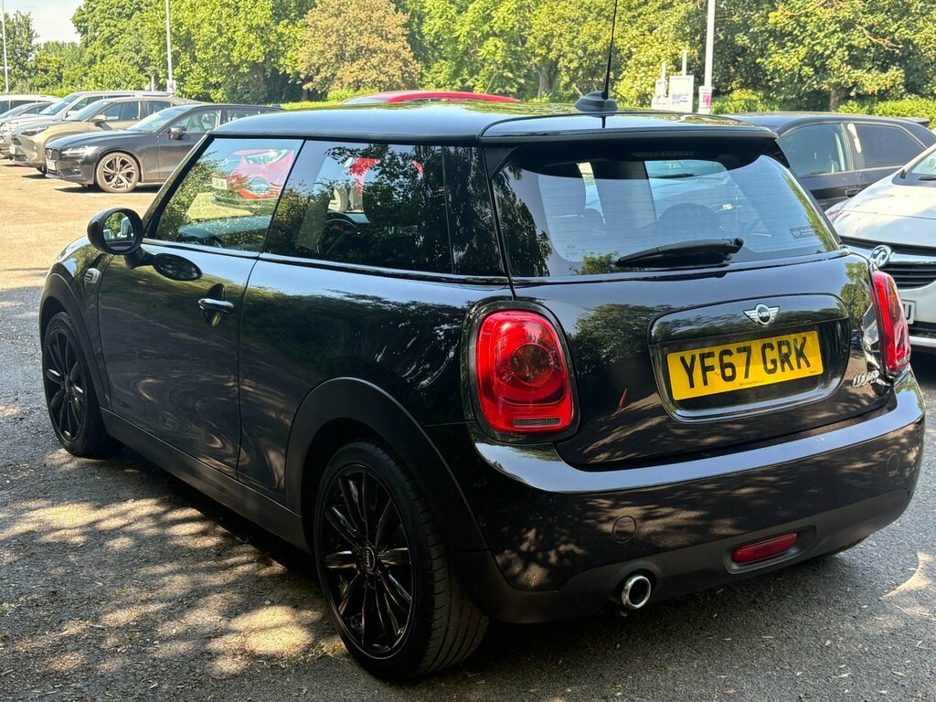 Mini Hatch 1.5 Cooper Euro 6 Ss YF67GRK Black #4