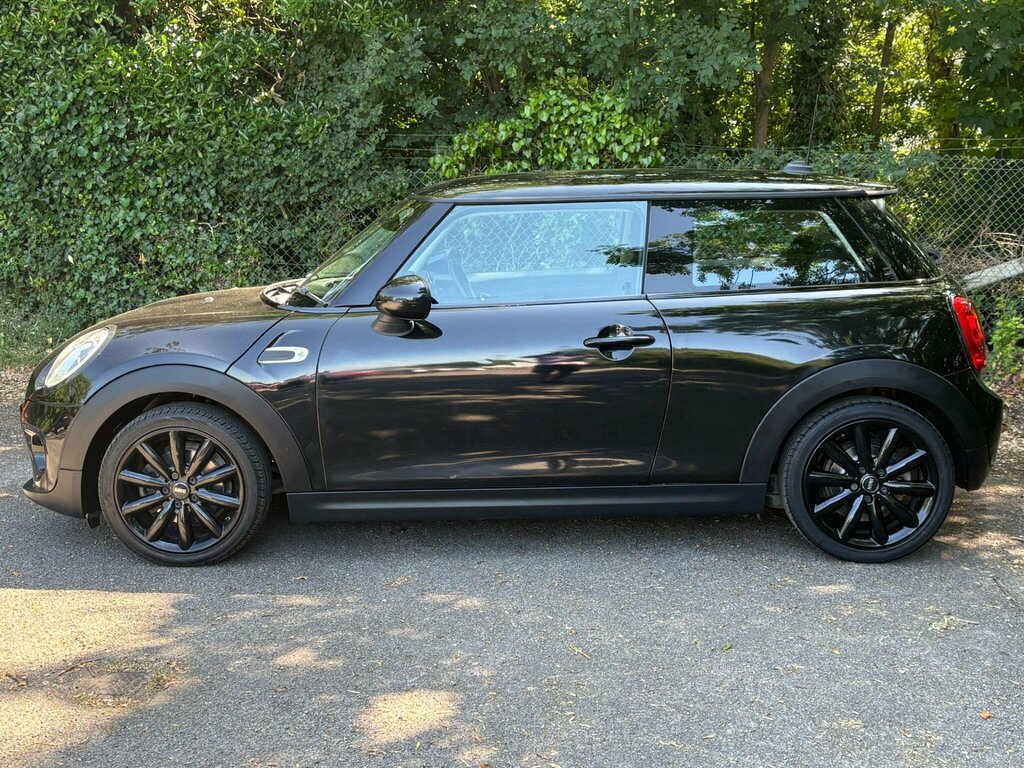 Mini Hatch 1.5 Cooper Euro 6 Ss YF67GRK Black #5