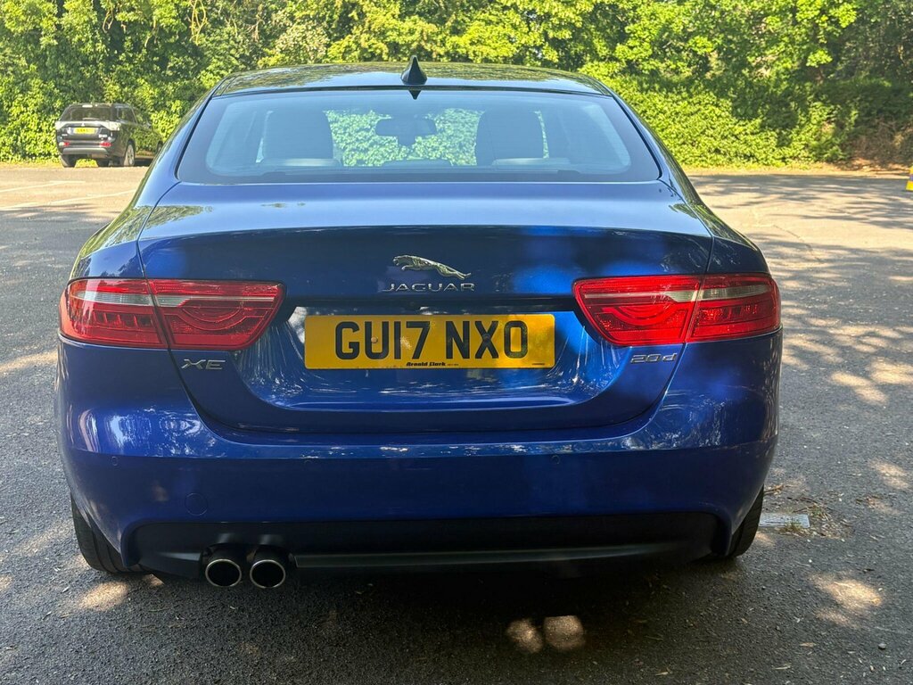 Jaguar XE 2.0D Portfolio Euro 6 Ss GU17NXO Blue #6
