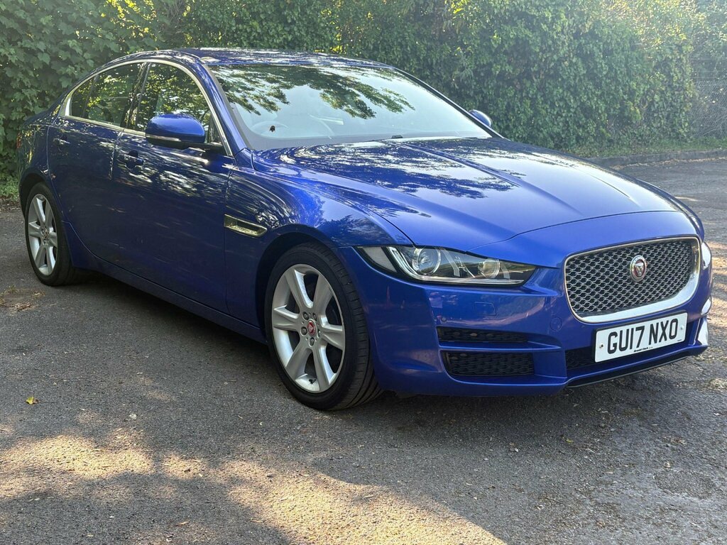 Jaguar XE 2.0D Portfolio Euro 6 Ss Blue