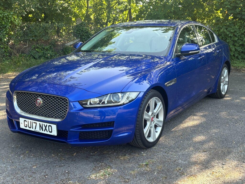 Jaguar XE 2.0D Portfolio Euro 6 Ss GU17NXO Blue #3