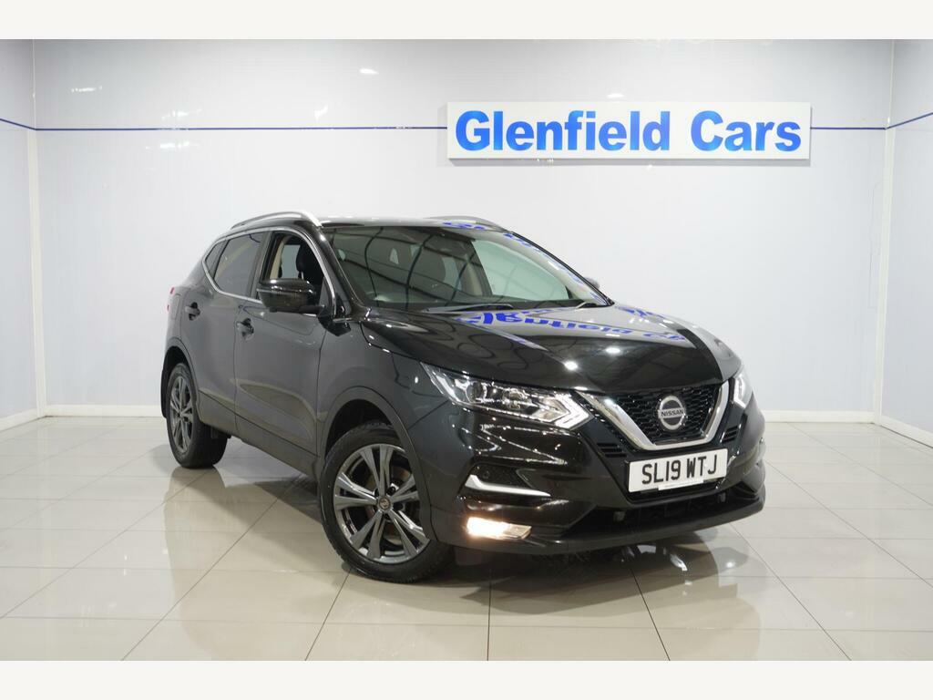 Nissan Qashqai 1.3 Dig-t N-connecta Euro 6 S S Black