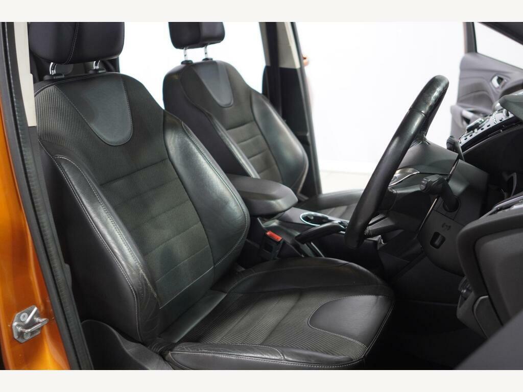 Ford Kuga 2.0 Tdci Titanium 2Wd Euro 6 S S SY64VGO Orange #4