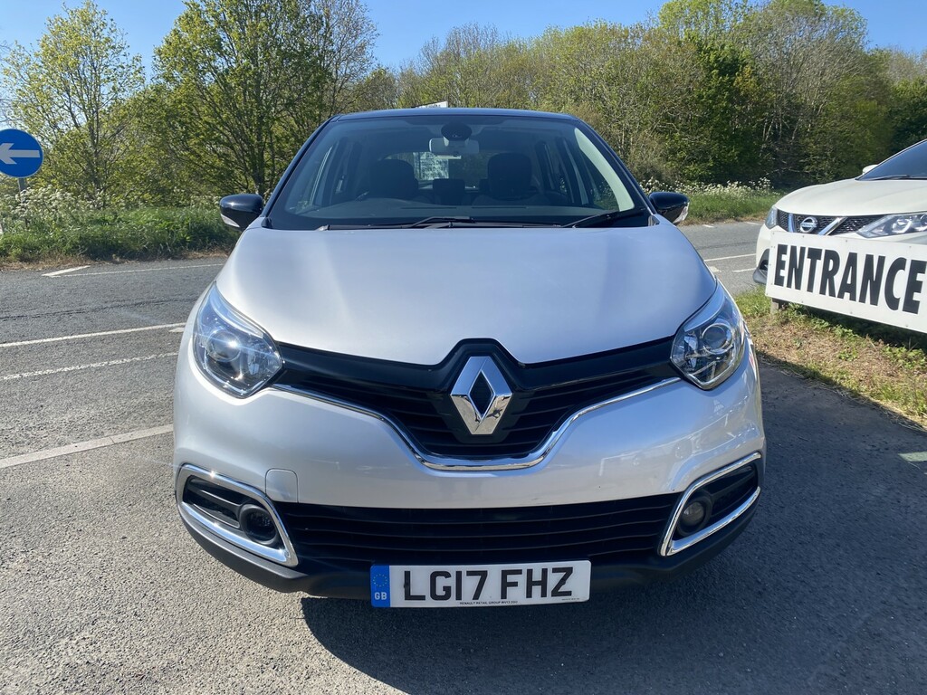 Renault Captur Suv 1.5 Dynamique Nav Dci 90 2017 LG17FHZ Silver #2