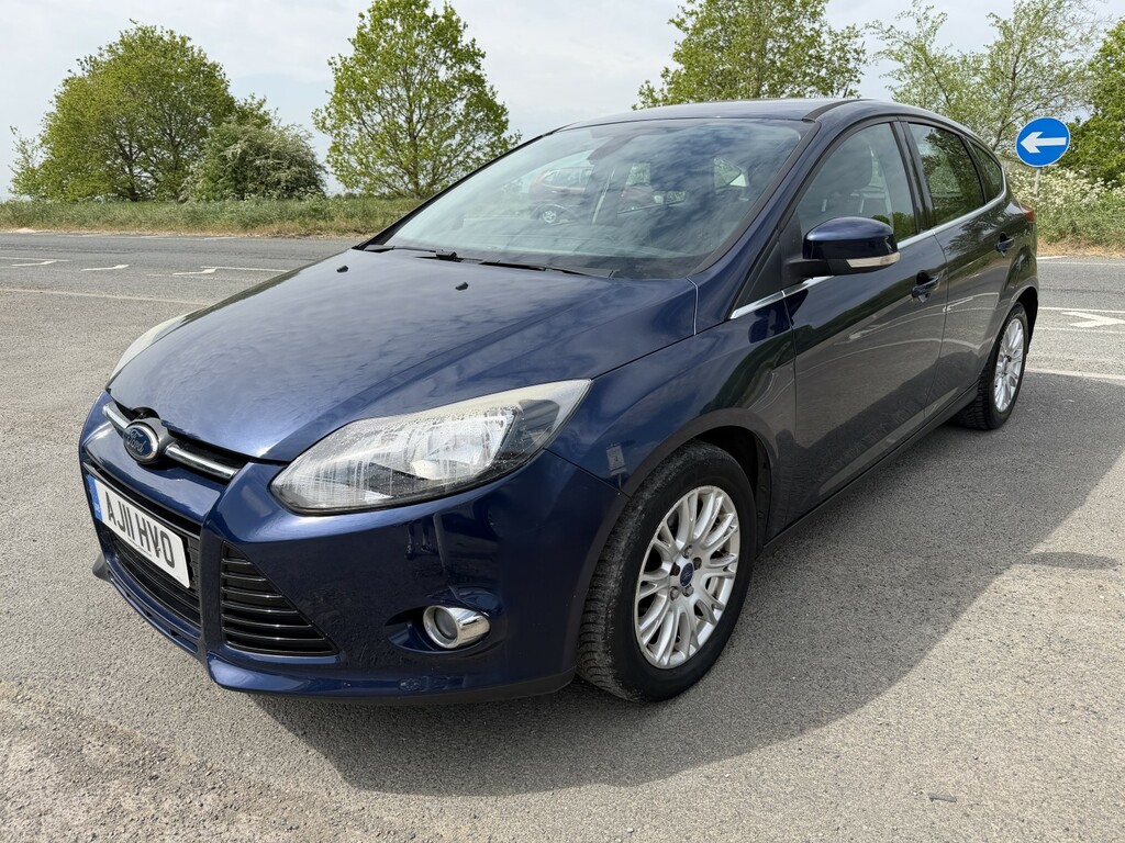 Ford Focus Hatchback 1.6 T Ecoboost Titanium 2011 AJ11HVO Blue #4