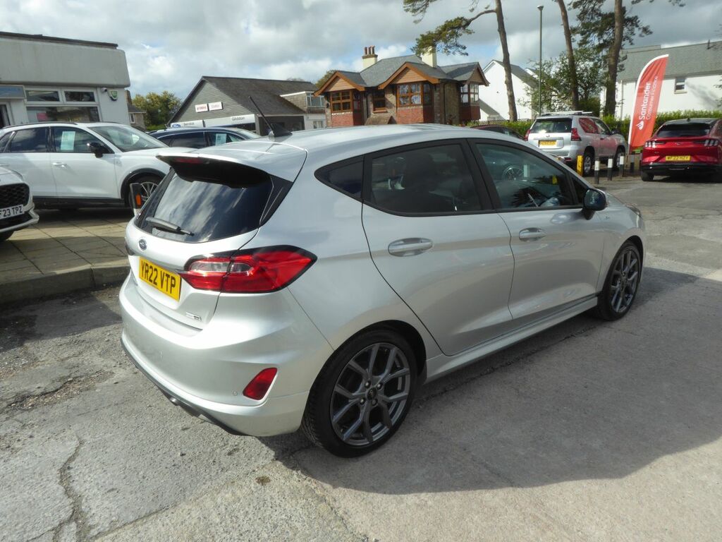 Ford Fiesta 1.0 Ecoboost Hybrid Mhev St-line Navigation 125 Ps YR22VTP Silver #2