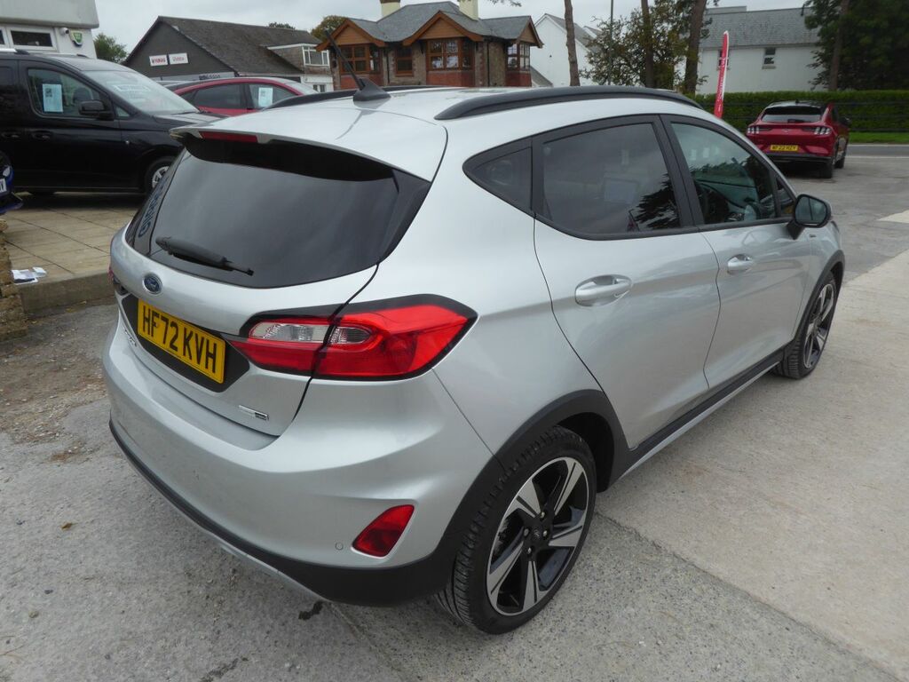 Ford Fiesta 1.0 Ecoboost Hybrid Mhev Active Navigation 125 Ps HF72KVH Silver #2