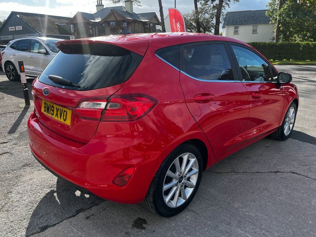 Ford Fiesta 1.0 Ecoboost Titanium Navigation 100 Ps BW19XVO Red #3