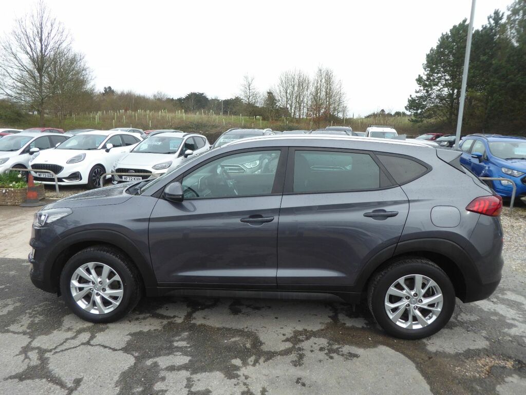 Hyundai Tucson 1.6 Gdi Se Navigation 132 Ps 2Wd 2 Owners From New HD19GRK Grey #6
