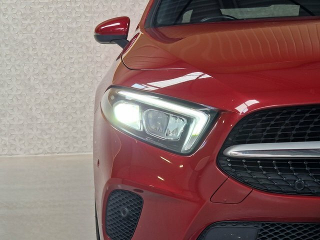 Mercedes-Benz A Class 1.3 A180 Sport Edition SH22FPD Red #5