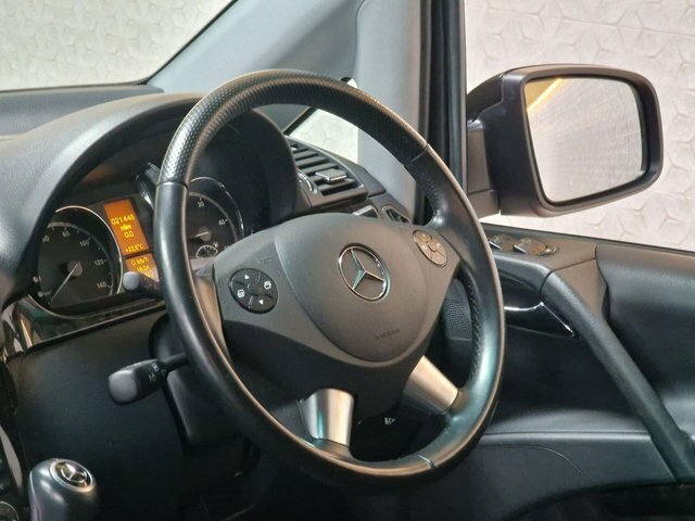 Mercedes-Benz Viano Viano Ambient 3.0Cdi Blue - 2015 64 Silver #41