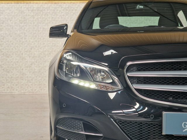 Mercedes-Benz E Class 2.1 E220 Cdi Se Black #4