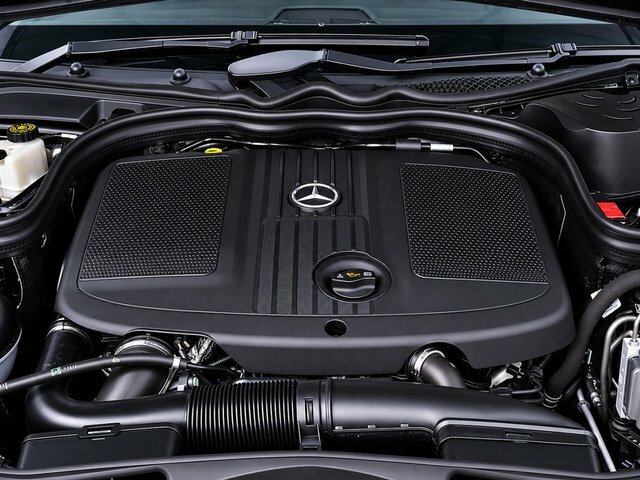 Mercedes-Benz E Class 2.1 E220 Cdi Se Black #3