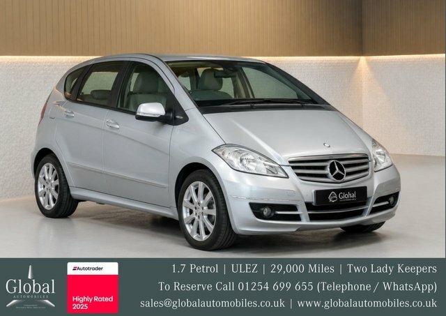 Mercedes-Benz A Class 1.7 A180 Elegance Se Silver