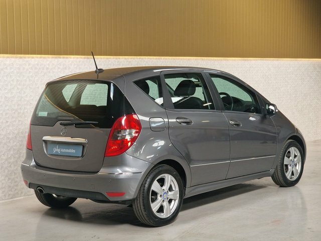 Mercedes-Benz A Class 1.5 A160 Avantgarde Se Cvt Black #31