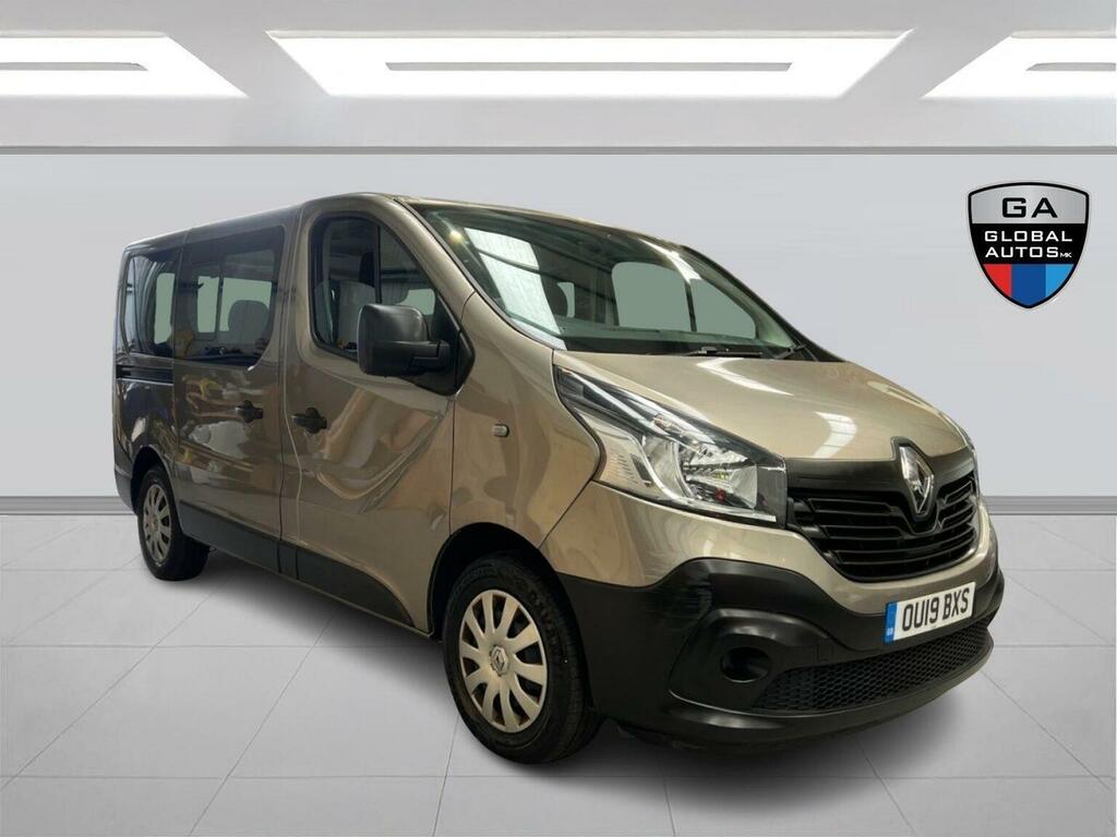 Renault Trafic Minibus 1.6 Dci 27 Business Swb Euro 6 9 Seat Beige
