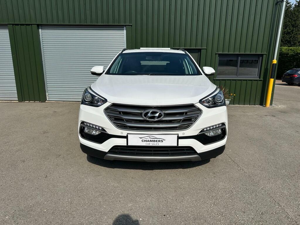 Hyundai Santa Fe Suv 2.2 Crdi Blue Drive Premium 4Wd Euro 6 S HW66FUT White #6
