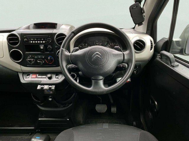 Citroen Berlingo 2015 1.6 Bluehdi Xtr Multispace Mpv WA64KPO Blue #5