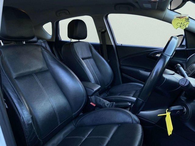 Vauxhall Astra 2013 2.0 Cdti Ecoflex Elite Euro 5 Ss White #3
