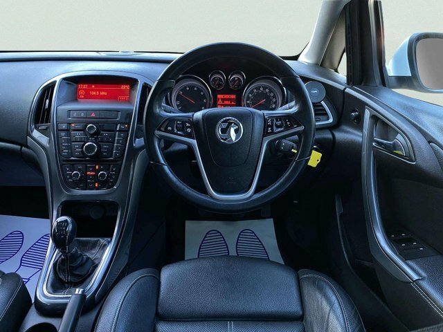 Vauxhall Astra 2013 2.0 Cdti Ecoflex Elite Euro 5 Ss White #3