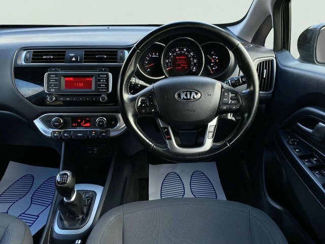 Kia RIO 2016 1.1 Crdi Ecodynamics 2 Euro 6 Ss Black #2