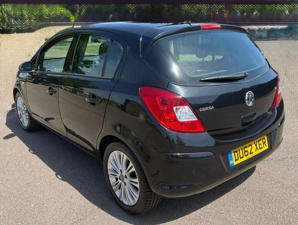 Vauxhall Corsa 1.2I Ecoflex 16V Se Euro 5 Ss DU62XER Black #3