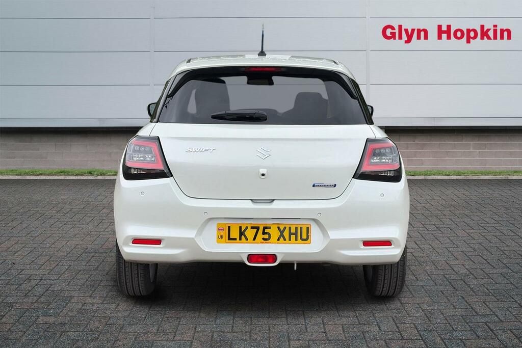 Suzuki Swift 1.2 Mild Hybrid Motion LK75XHU White #4