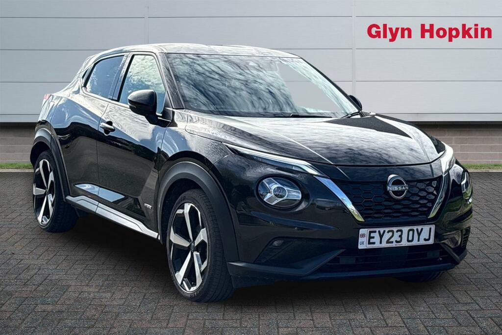 Nissan Juke 1.6 Hybrid Tekna Black
