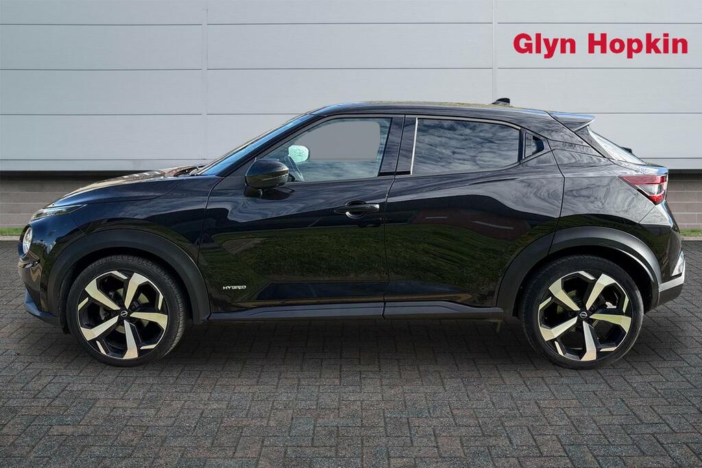 Nissan Juke 1.6 Hybrid Tekna EY23OYJ Black #6