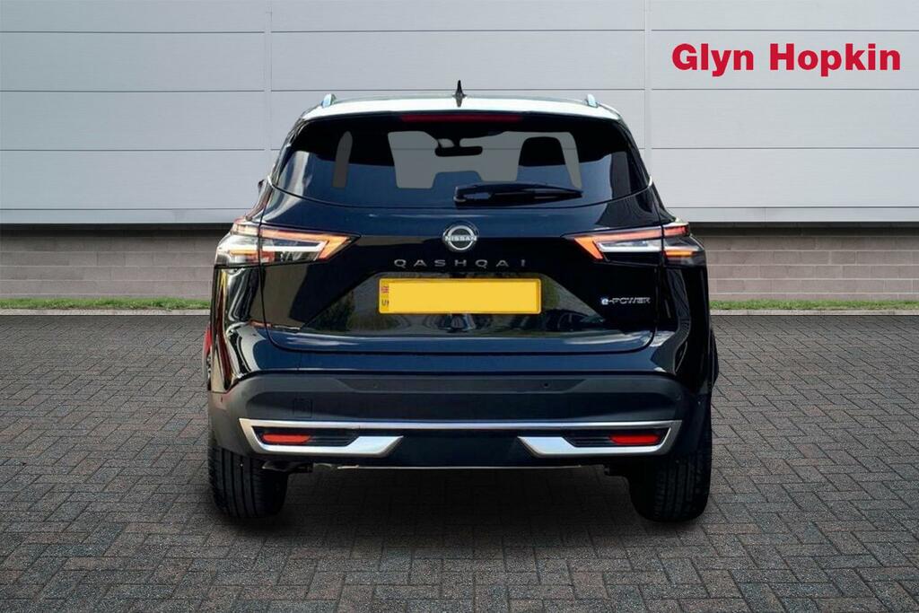 Nissan Qashqai 1.5 E-power N-connecta Glass Roof Black #4