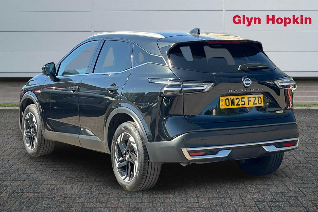 Nissan Qashqai 1.3 Dig-t Mh N-connecta OW25FZD Black #5