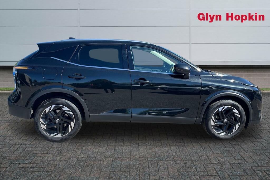 Nissan Qashqai 1.3 Dig-t Mh N-connecta OW25FZD Black #2
