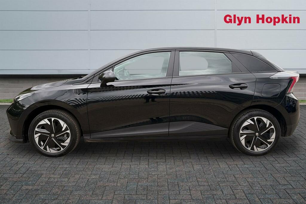 MG MG4 125Kw Se Nav Ev 49Kwh LR75RHY Black #6