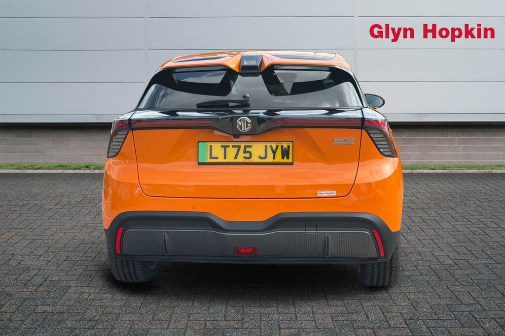 MG MG4 150Kw Trophy Ev Long Range 64Kwh LT75JYW Orange #4