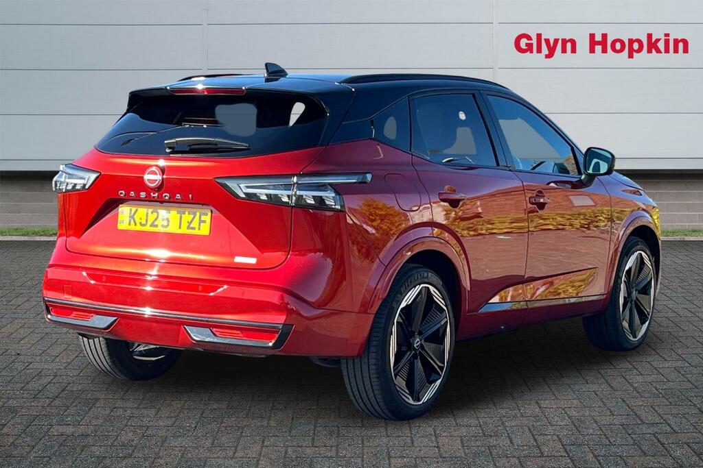 Nissan Qashqai 1.3 Dig-t Mh N-design KJ25TZF Black #3