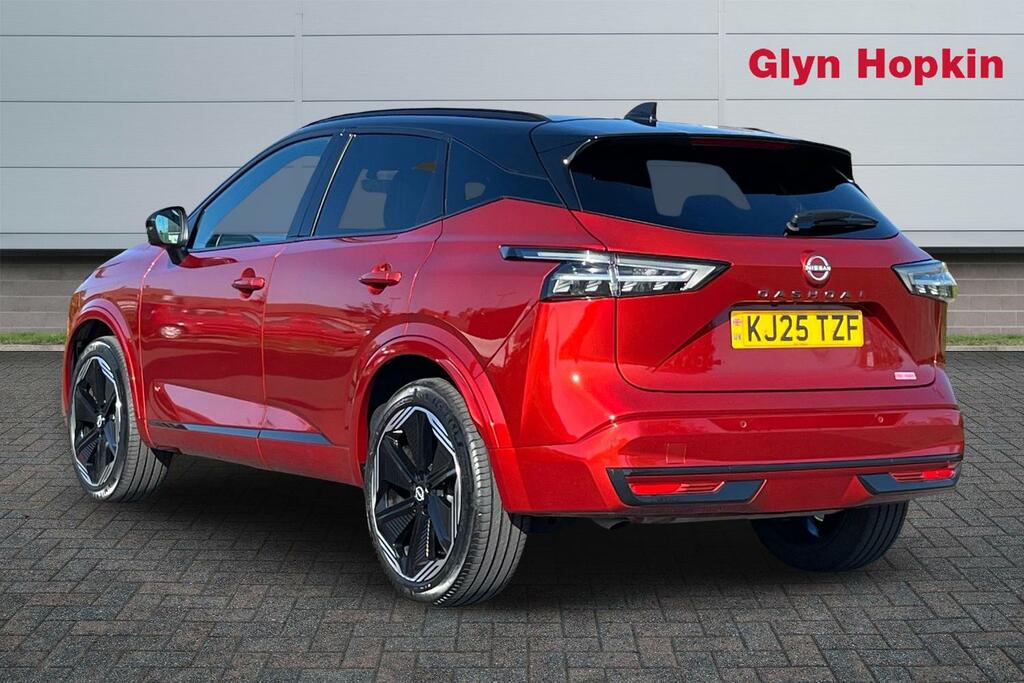 Nissan Qashqai 1.3 Dig-t Mh N-design KJ25TZF Black #5