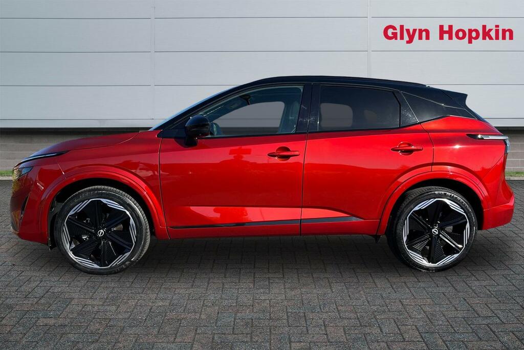 Nissan Qashqai 1.3 Dig-t Mh N-design KJ25TZF Black #6